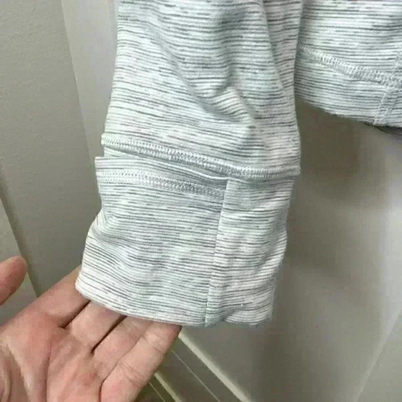 Lululemon Women’s Define Jacket in Wee Are From Space Ice Grey Alpine Size 12 - Picture 10 of 16